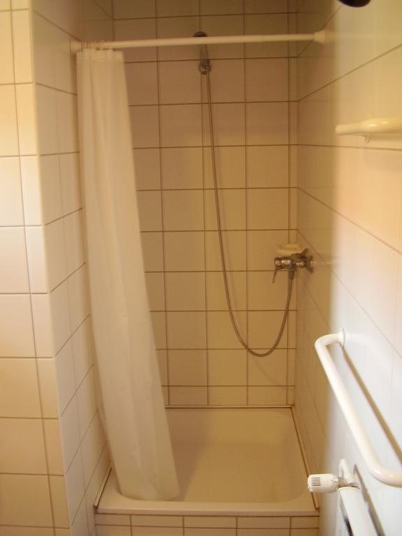 Csenye Vendeghaz Hotel Екстериор снимка