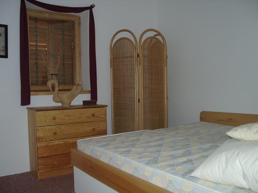 Csenye Vendeghaz Hotel Екстериор снимка